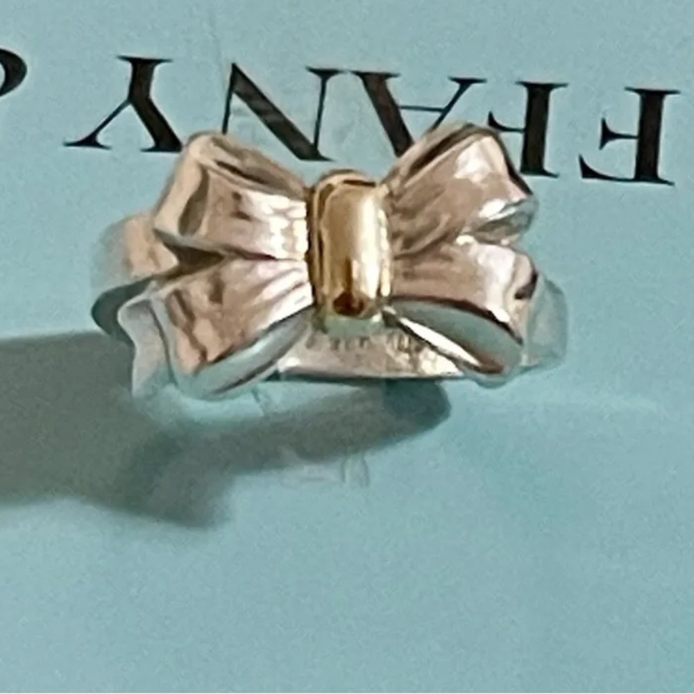 Tiffany & Co. Bow Ribbon Ring Size 7 Silver & 18K Gold, Vintage Tiffany Ring - Picture 10 of 10